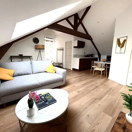 Апартаменты La Mansarde - Cosy De 2